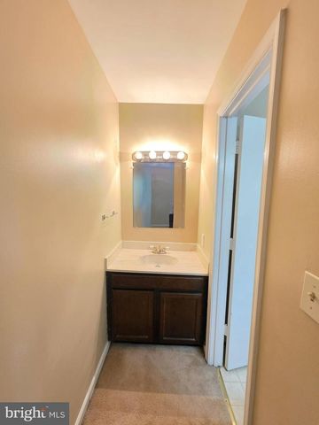 6505 CHINA GROVE CT, Alexandria, VA 22310