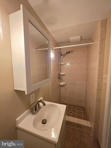 6505 CHINA GROVE CT, Alexandria, VA 22310