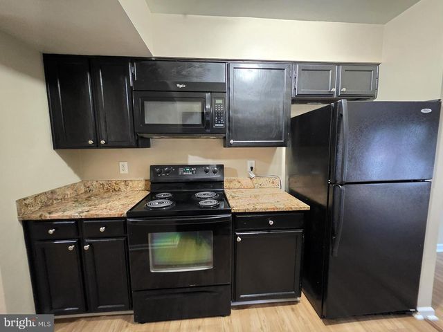 6505 CHINA GROVE CT, Alexandria, VA 22310