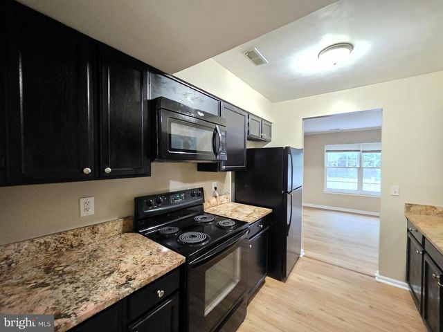 6505 CHINA GROVE CT, Alexandria, VA 22310