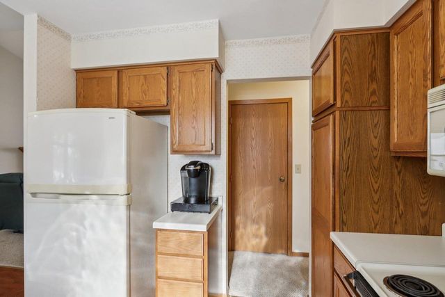 609 Seven Nations Drive, Madison, WI 53713