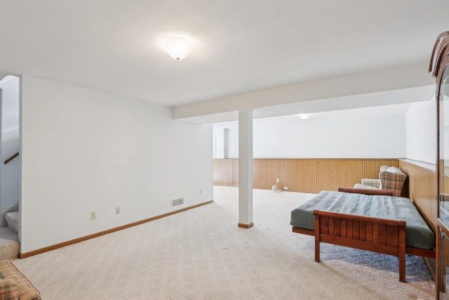 609 Seven Nations Drive, Madison, WI 53713