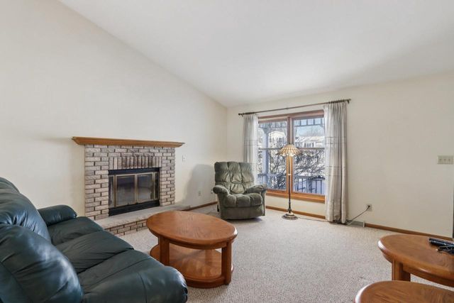 609 Seven Nations Drive, Madison, WI 53713