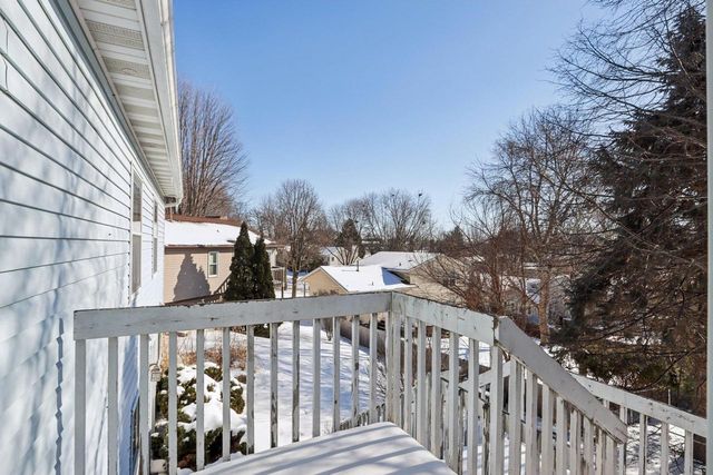 609 Seven Nations Drive, Madison, WI 53713