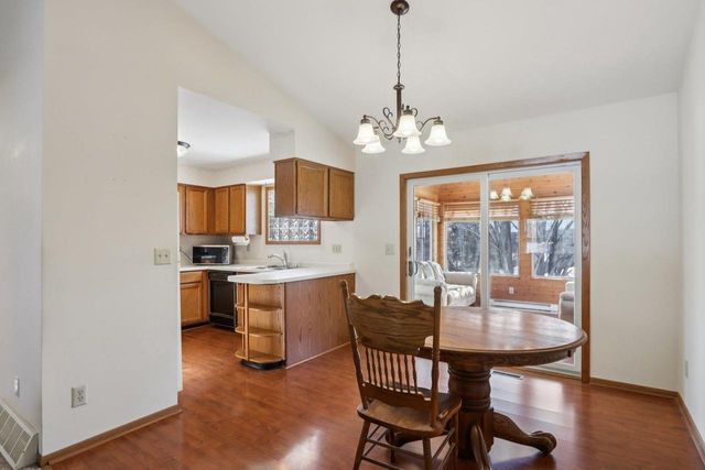 609 Seven Nations Drive, Madison, WI 53713