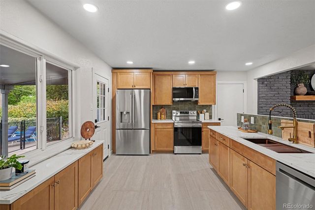 1714 S Vivian Court, Lakewood, CO 80228