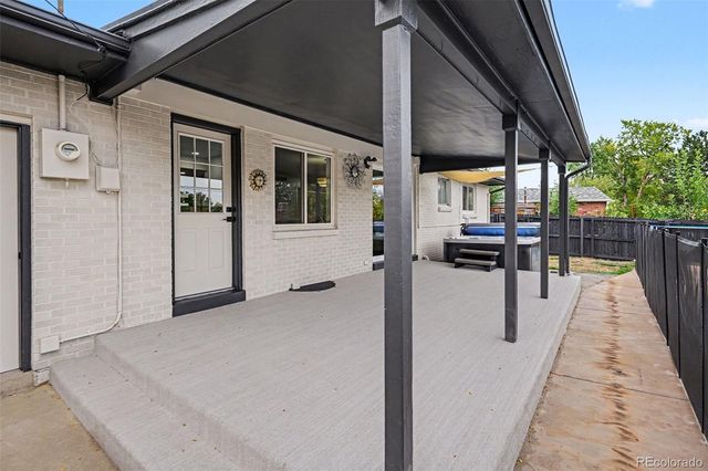 1714 S Vivian Court, Lakewood, CO 80228