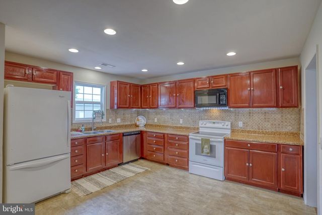 5926 MT HOLLY RD, East New Market, MD 21631