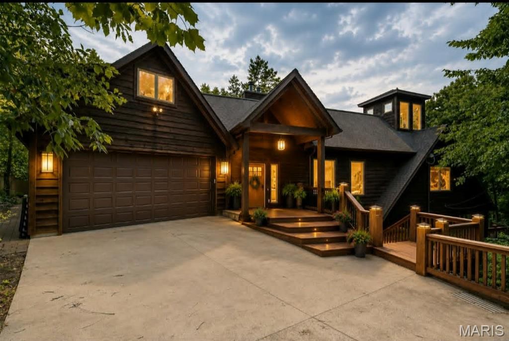 817 W Gray Friar, Marthasville, MO 63357