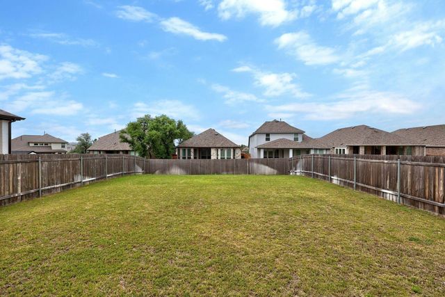 22611 Bristlegrass LN, Lago Vista, TX 78645