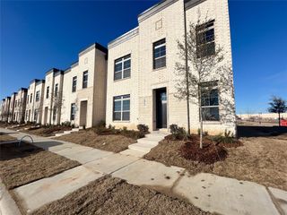 2121 Luna Drive, Waxahachie, TX 75165