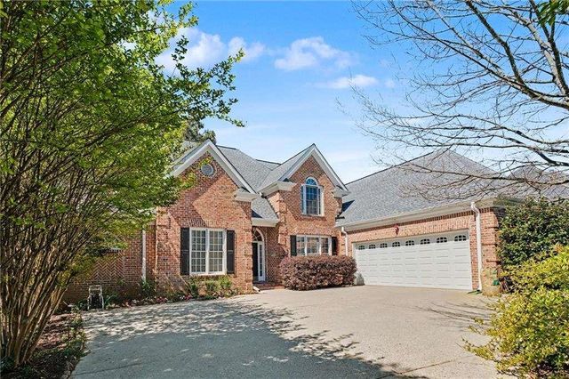 640 Garden Wilde Place, Roswell, GA 30075