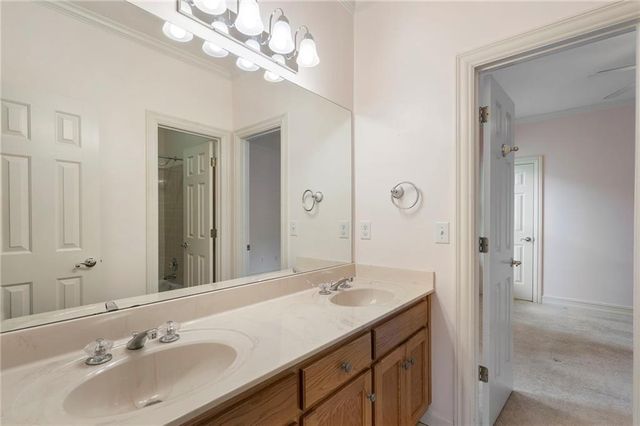 640 Garden Wilde Place, Roswell, GA 30075
