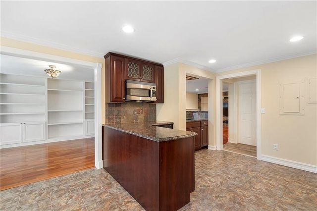 640 Garden Wilde Place, Roswell, GA 30075