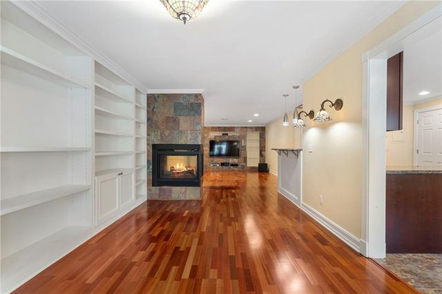 640 Garden Wilde Place, Roswell, GA 30075