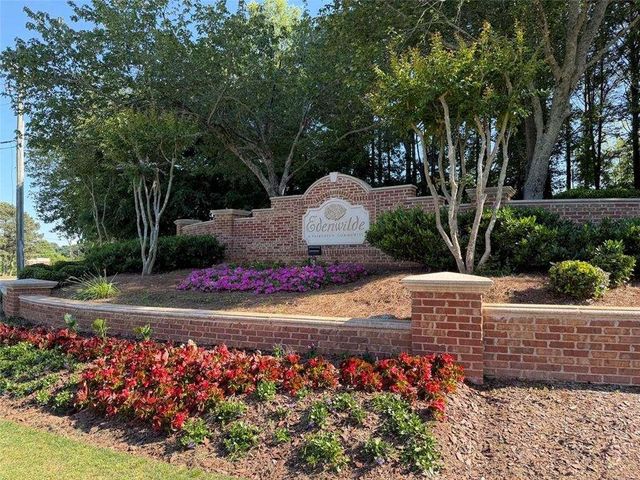 640 Garden Wilde Place, Roswell, GA 30075
