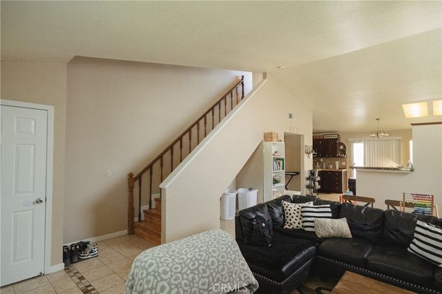 310 Buena Vista Court, Merced, CA 95348