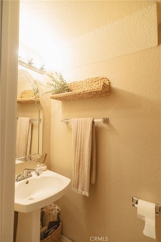 310 Buena Vista Court, Merced, CA 95348