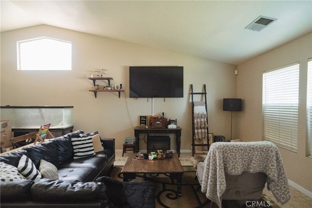 310 Buena Vista Court, Merced, CA 95348