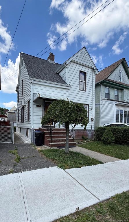 9526 108th Street, Richmond Hill S., NY 11419