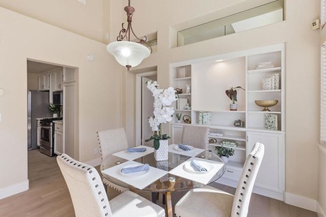 585 Shoal Circle, Redwood City, CA 94065