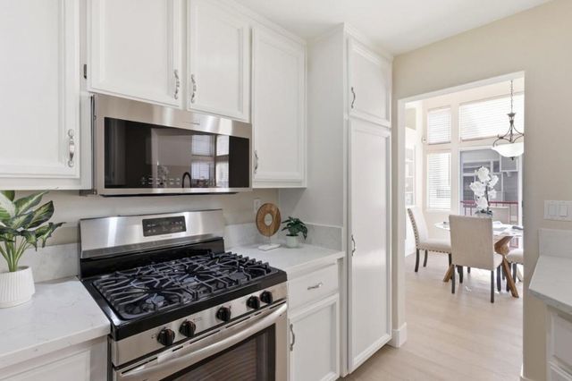 585 Shoal Circle, Redwood City, CA 94065