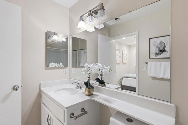 585 Shoal Circle, Redwood City, CA 94065
