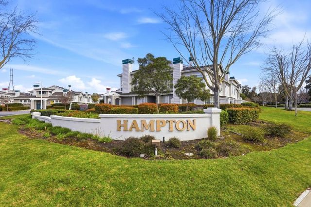 585 Shoal Circle, Redwood City, CA 94065