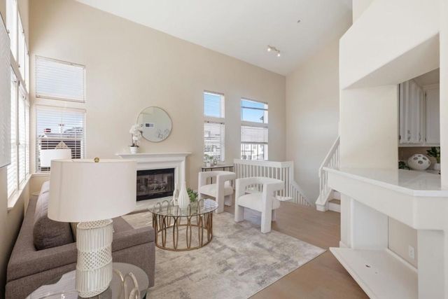 585 Shoal Circle, Redwood City, CA 94065