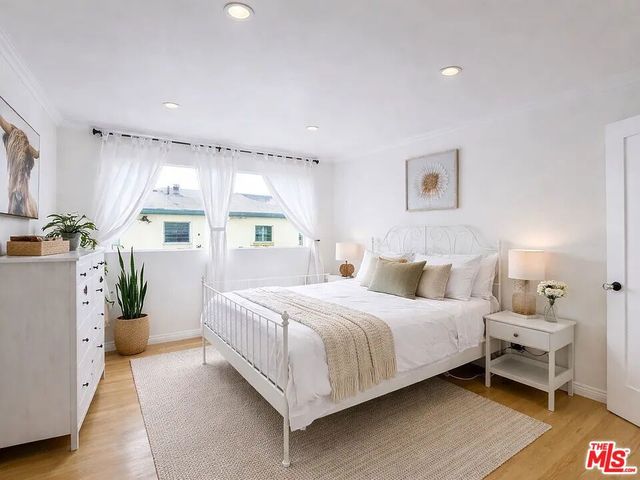 1027 20th Street S, Santa Monica, CA 90403