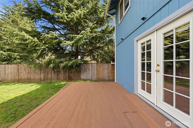 808 Mountain Aire Court NW, Yelm, WA 98597