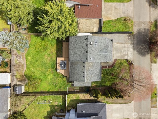 808 Mountain Aire Court NW, Yelm, WA 98597