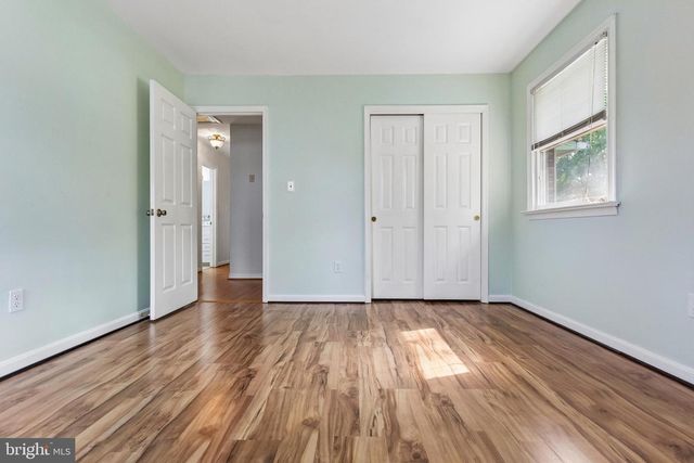 5 GREENRIDGE DR, Stafford, VA 22554