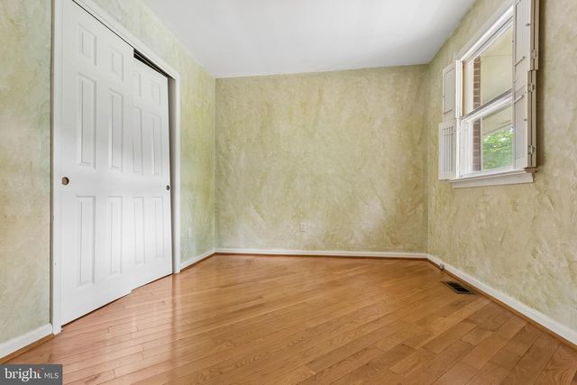 5 GREENRIDGE DR, Stafford, VA 22554
