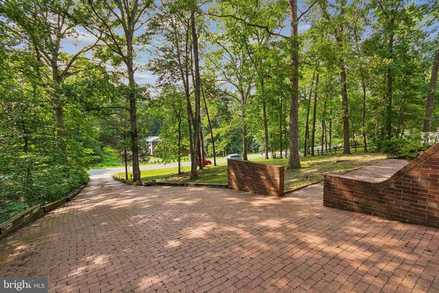 5 GREENRIDGE DR, Stafford, VA 22554