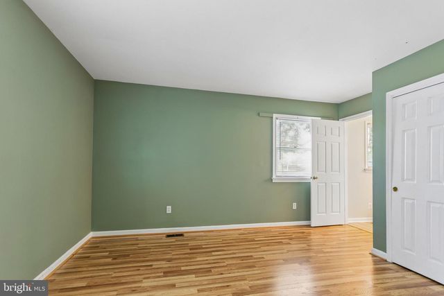 5 GREENRIDGE DR, Stafford, VA 22554