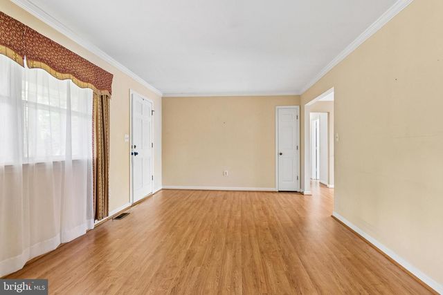 5 GREENRIDGE DR, Stafford, VA 22554