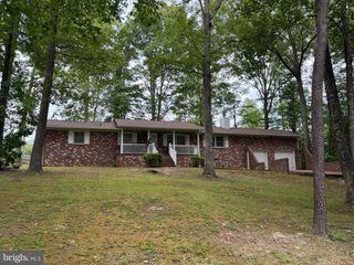 5 GREENRIDGE DR, Stafford, VA 22554