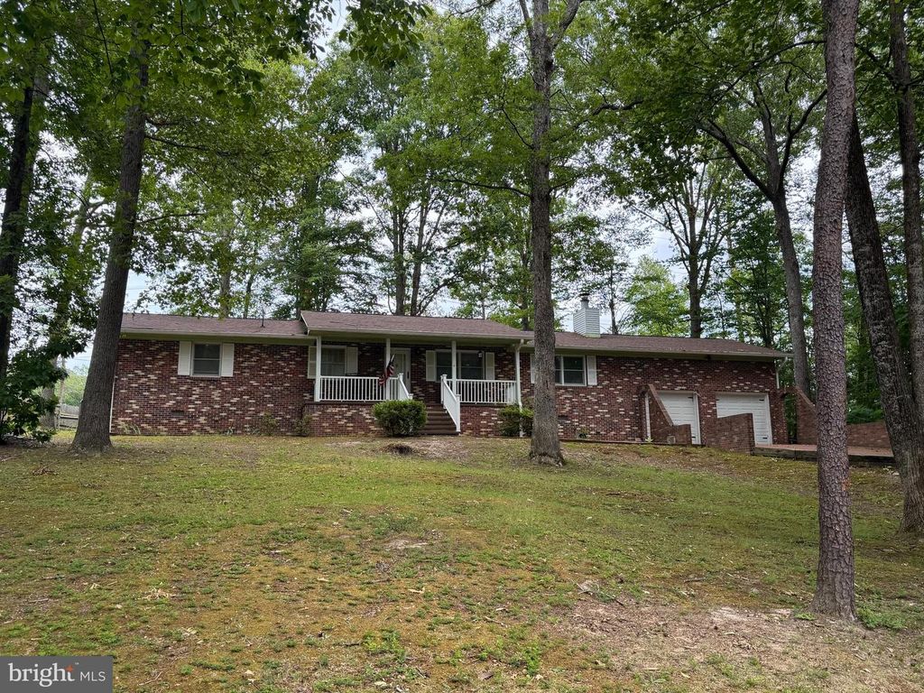 5 GREENRIDGE DR, Stafford, VA 22554