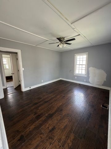 620 Elder St, Clarksville, TN 37040