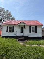 620 Elder St, Clarksville, TN 37040