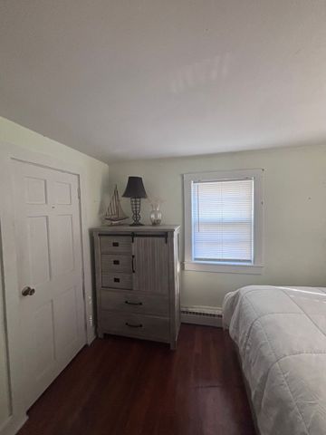 25 Hoover Ave, Brockton, MA 02301