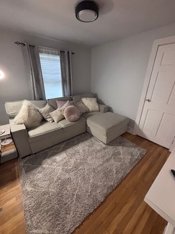 25 Hoover Ave, Brockton, MA 02301