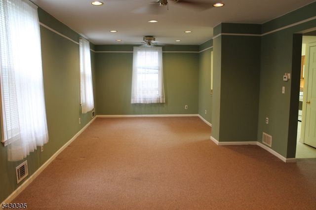 59 Molly Stark Dr, Morris Twp., NJ 07960