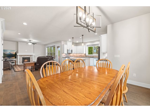 12958 Sw BUCKFIELD Ln, King City, OR 97224