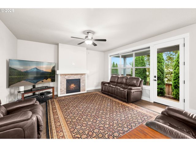 12958 Sw BUCKFIELD Ln, King City, OR 97224