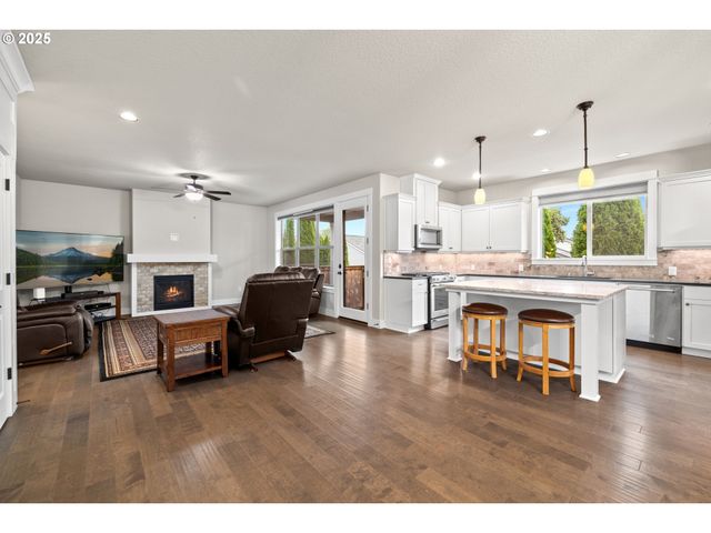 12958 Sw BUCKFIELD Ln, King City, OR 97224
