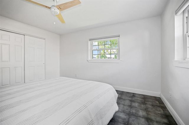 4229 7TH AVENUE N, St Petersburg, FL 33713
