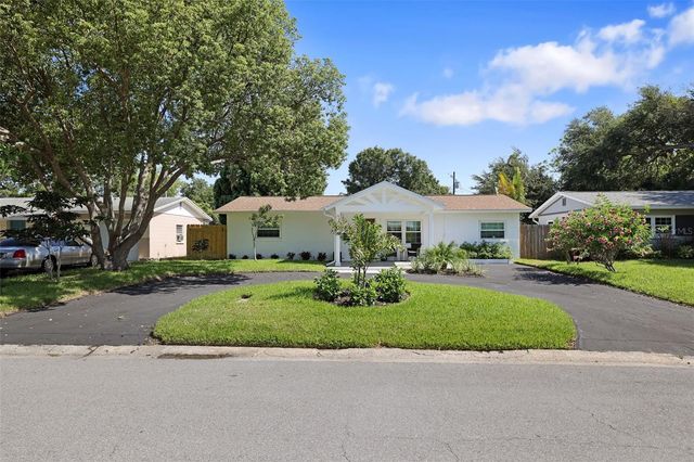 4229 7TH AVENUE N, St Petersburg, FL 33713