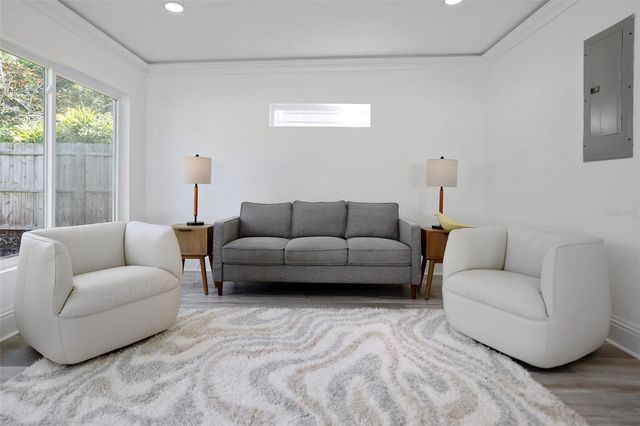 4229 7TH AVENUE N, St Petersburg, FL 33713